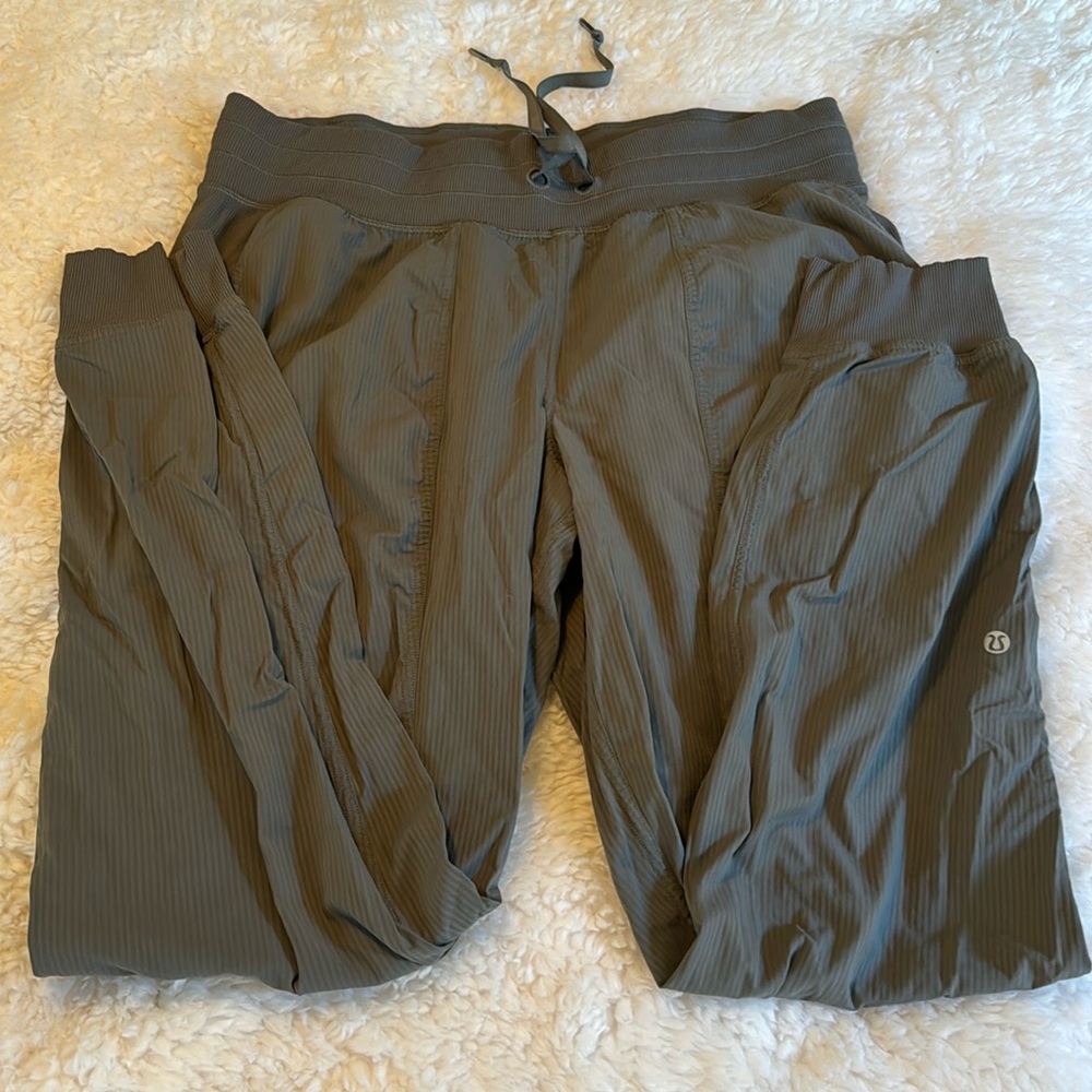 Lululemon dance pants size 10 army green